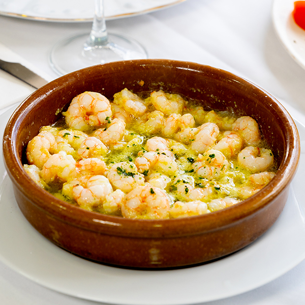 Cazuela de Gambas al Ajillo